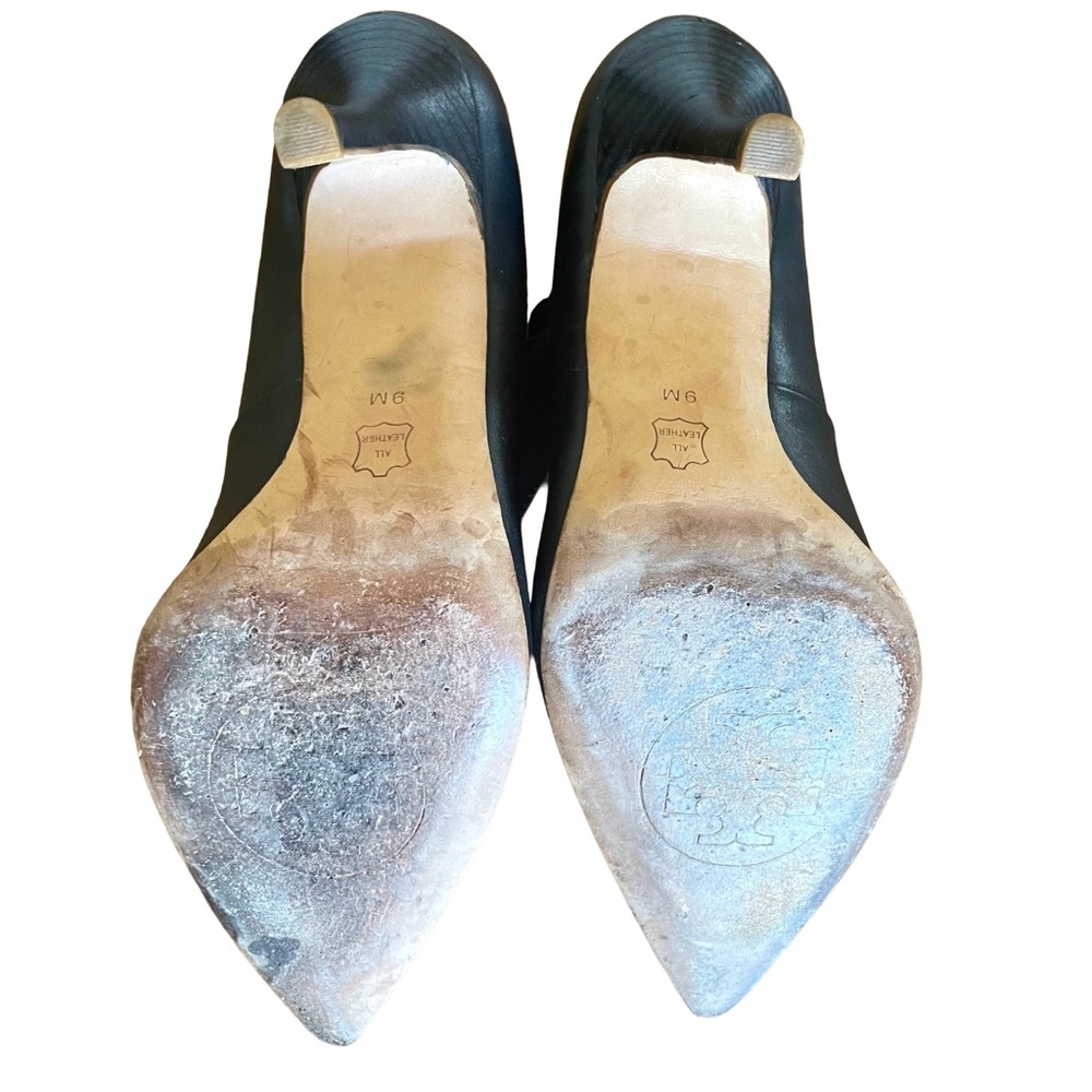 Tory Burch Beverly Navy Leather Bow Mary Jane Pumps Size 9 Pointed Toe Heels - Picture 8 of 10